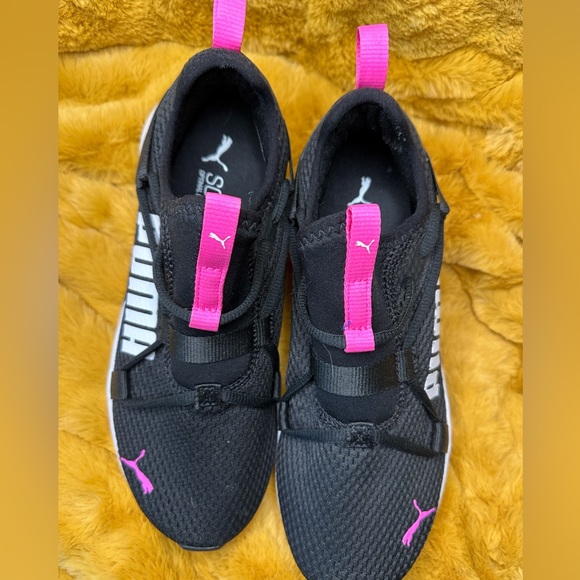 PUMA Softride Rift Tech Sneakers - Picture 3 of 4